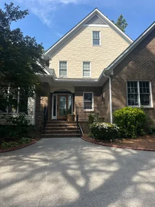 Pressure washing and exterior cleaning result